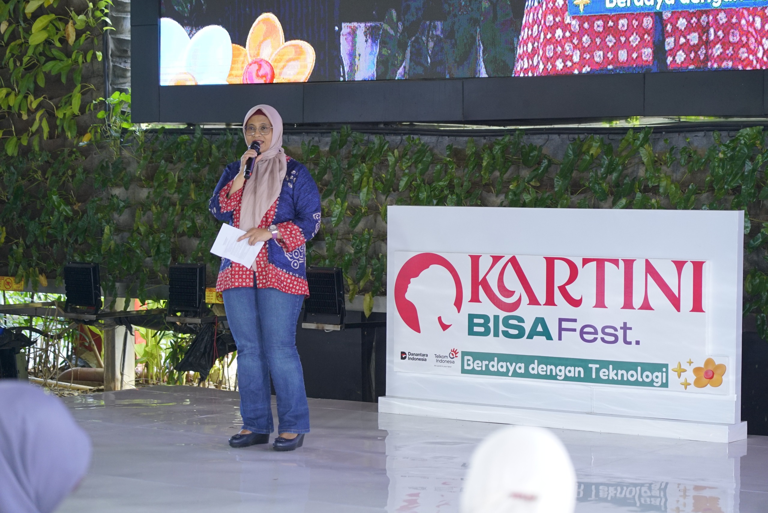 Telkom Fasilitasi 2.250 Sertifikasi Halal, UMKM Perempuan Didorong Tembus Pasar Global