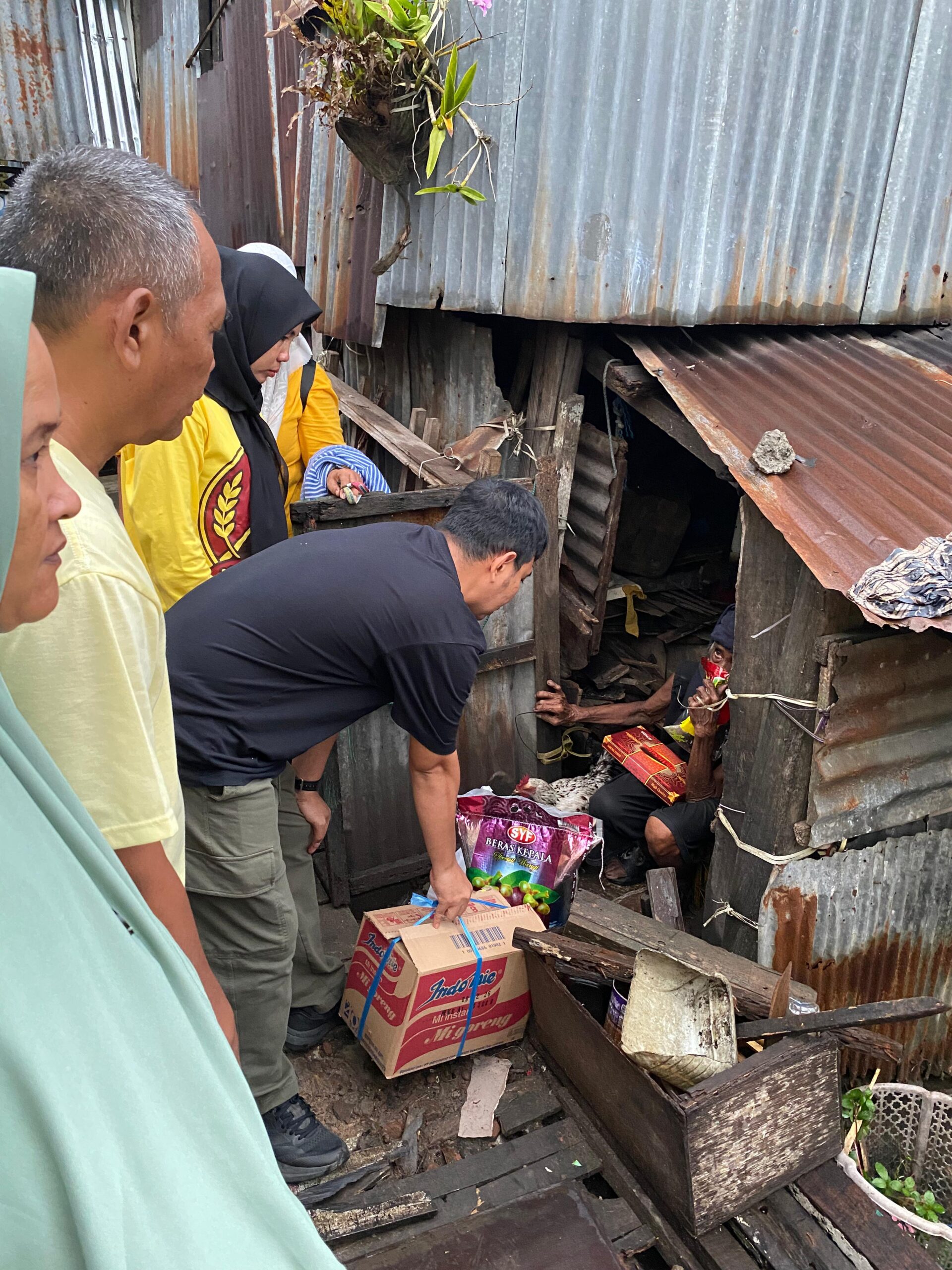 Wali Kota Makassar Gerak Cepat Bantu Lansia Tinggal di Gubuk Lapuk di Panakkukang
